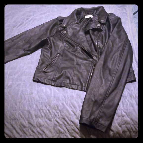 Jacket - Picture 1 of 3